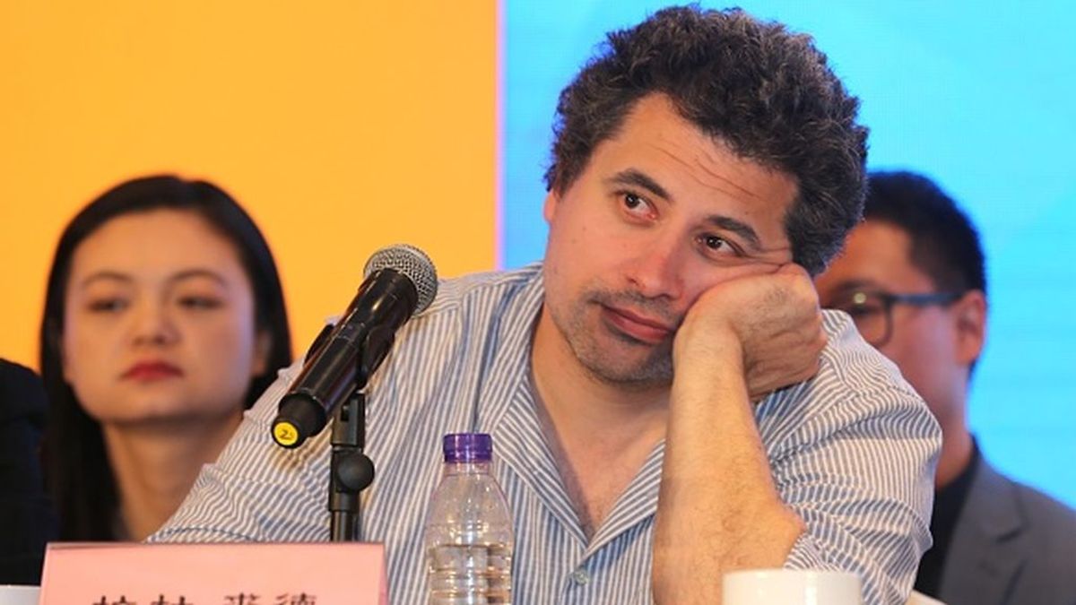 El cineasta rumano Radu Jude se lleva el Oso de Oro de una Berlinale pandémica El cineasta rumano Radu Jude se lleva el Oso de Oro de una Berlinale pandémica