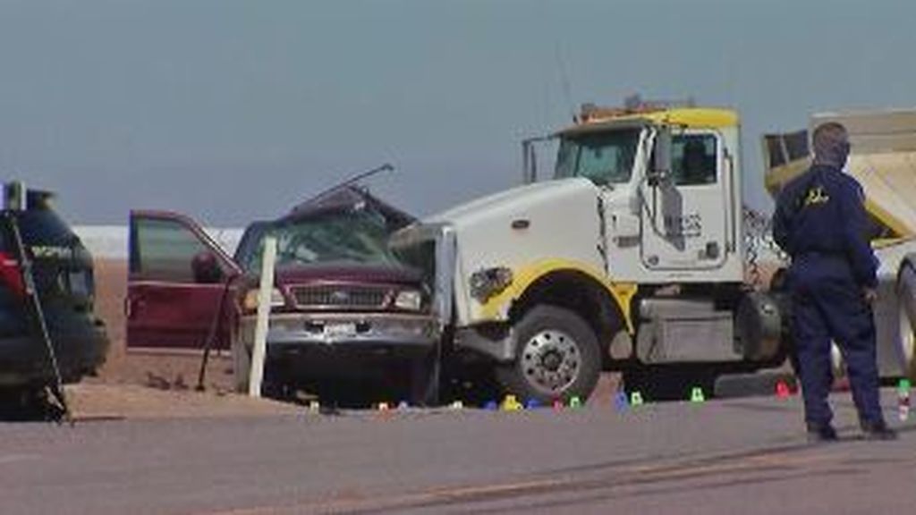 Los 13 migrantes muertos en un accidente de camioneta en California habían burlado el muro fronterizo