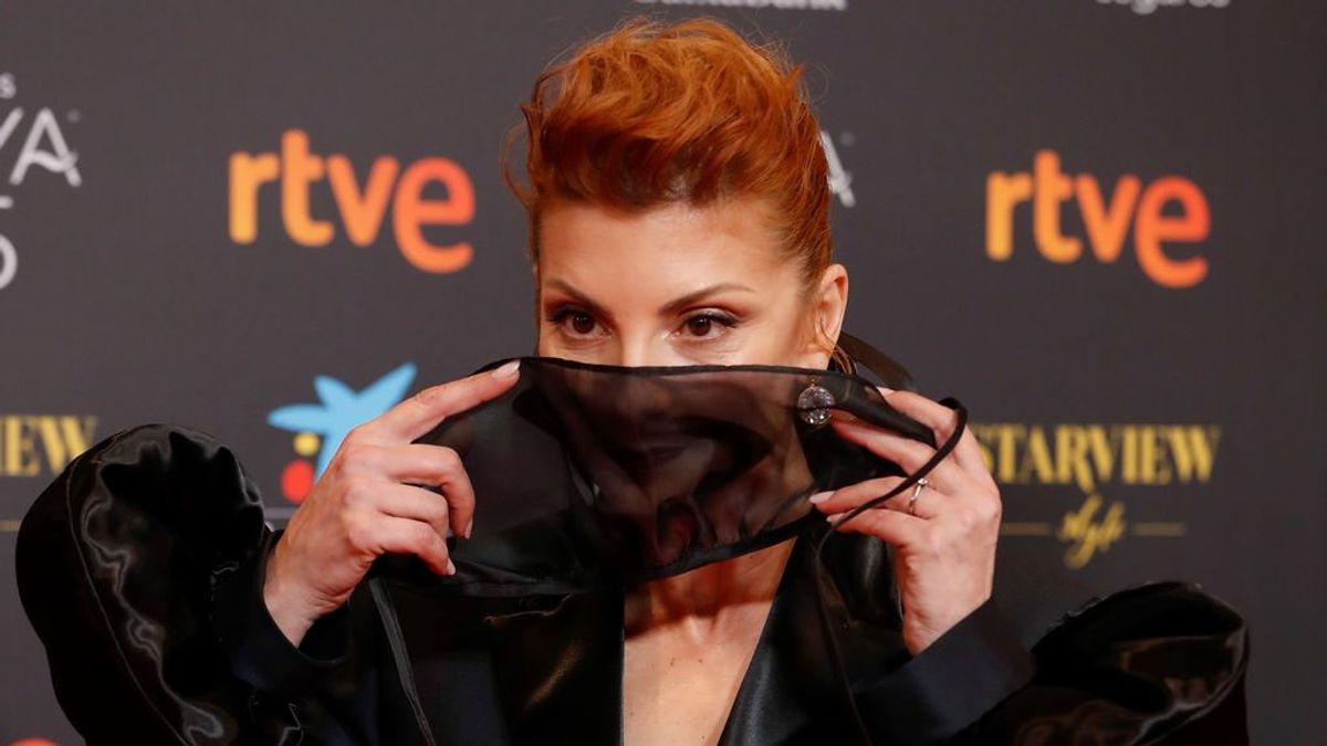 Najwa Nimri, con su mascarilla transparente Najwa Nimri, con su mascarilla transparente