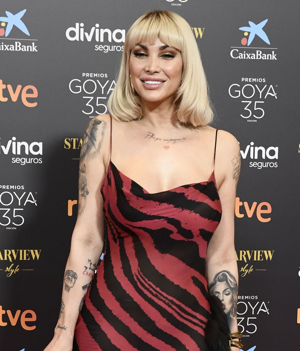 Daniela Santiago en la alfombra roja de los Premios Goya 2021