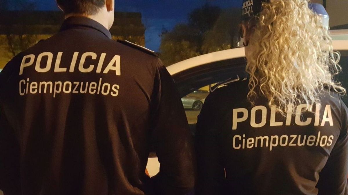 Desalojan una nave de Ciempozuelos donde había una boda con 70 personas Desalojan una nave de Ciempozuelos donde había una boda con 70 personas