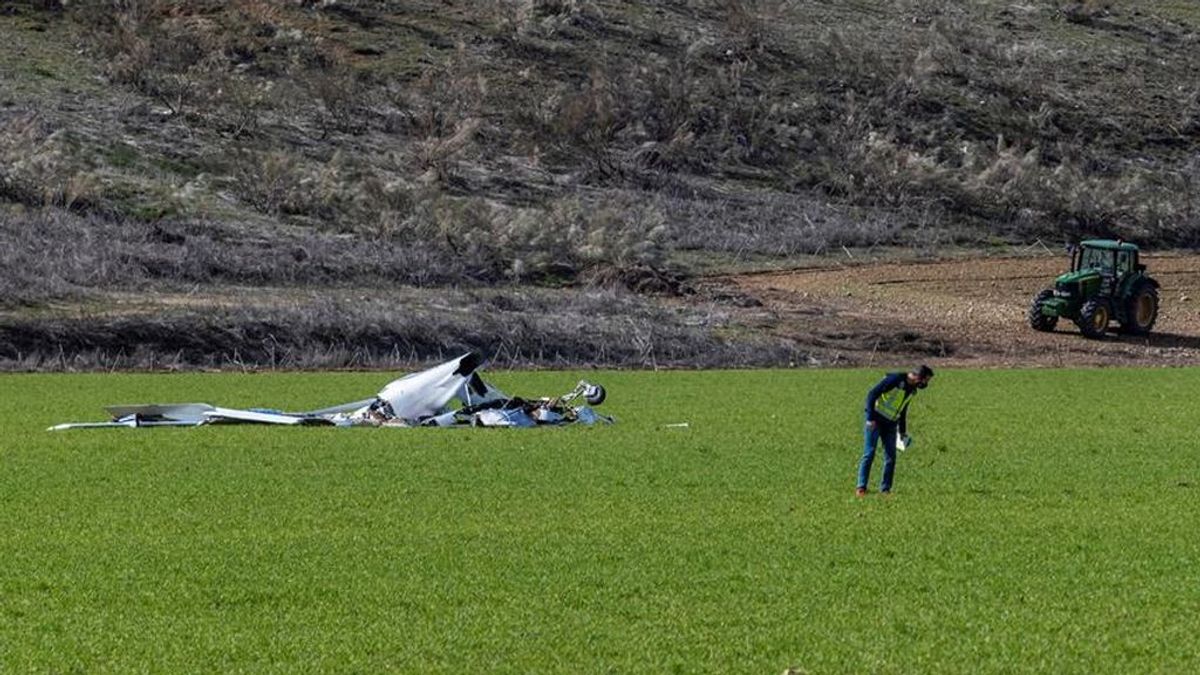 Dos fallecidos al estrellarse una avioneta cerca del aeródromo de La Iglesuela del Tiétar, en Toledo Dos fallecidos al estrellarse una avioneta cerca del aeródromo de La Iglesuela del Tiétar, en Toledo