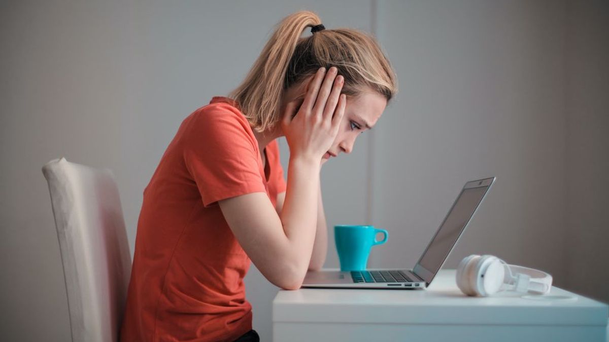 La ciberviolencia se ensaña con las mujeres en la Red: "Es un reflejo de lo que ocurre 'offline'" La ciberviolencia se ensaña con las mujeres en la Red: "Es un reflejo de lo que ocurre 'offline'"