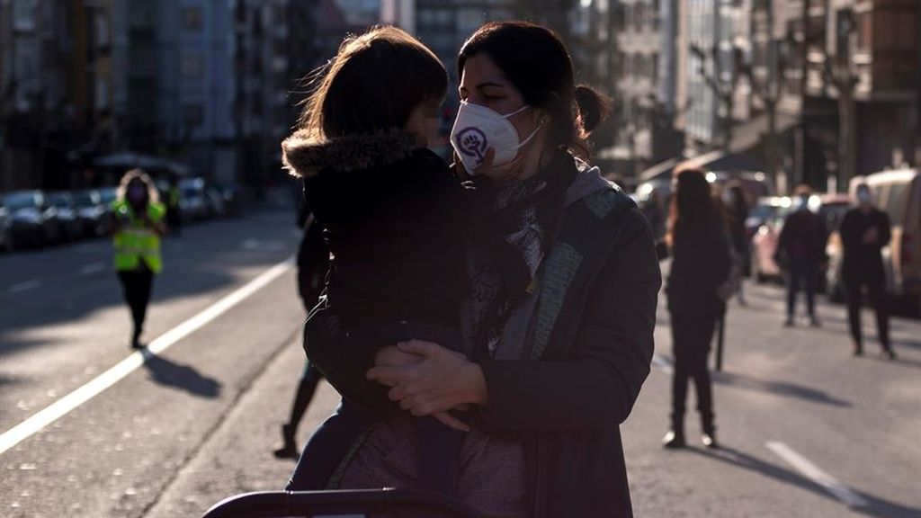 En imágenes: Mujeres del mundo luchan por la igualdad en este atípico 8 de marzo