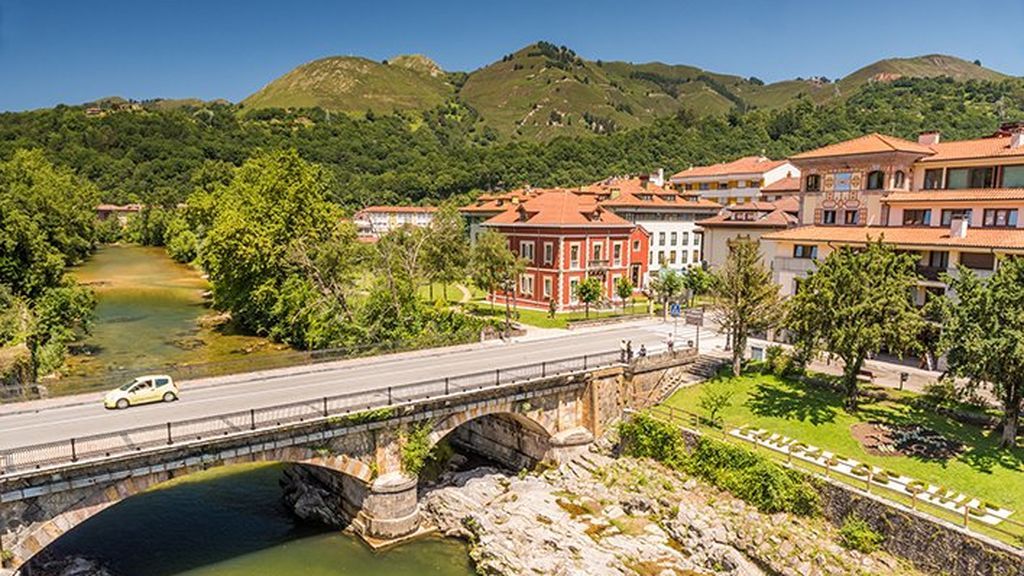 De Cangas de Onís a Cazorla: los seis pueblos de montaña más visitados de España