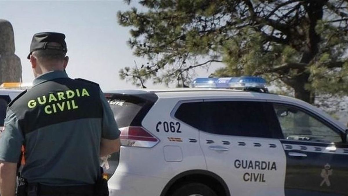 Una mujer herida grave tras ser apuñalada por su expareja en Valencia Una mujer herida grave tras ser apuñalada por su expareja en Valencia