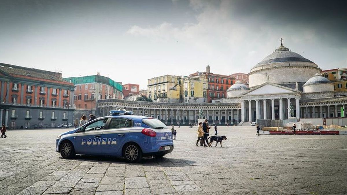 Italia: Nápoles cierra colegios, restaurantes y comercios por el aumento de contagios de covid