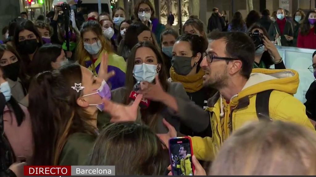 Hombre en la manifestación de Barcelona