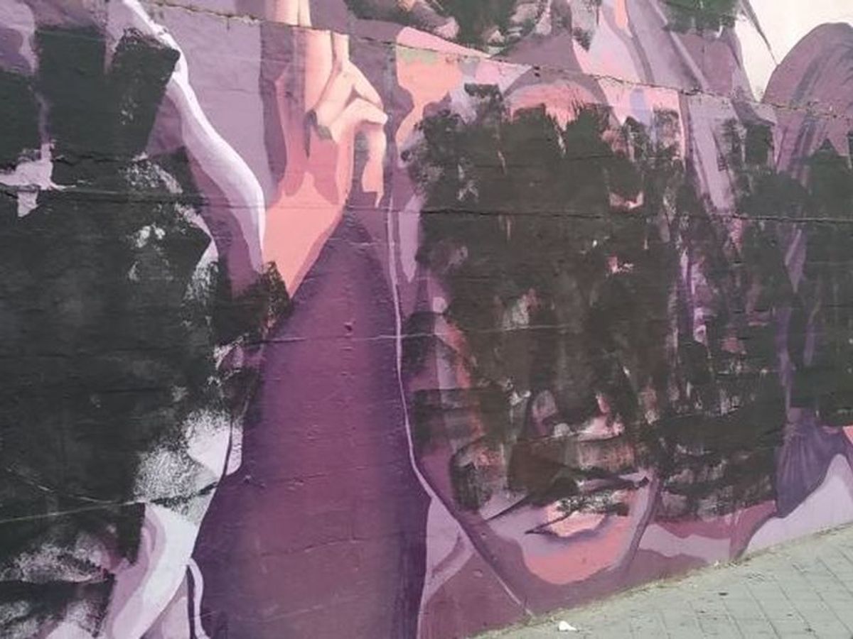 El Grupo De Ultraderecha Revolutio Niega Estar Detras Del Ataque El Mural Feminista De Madrid Nius