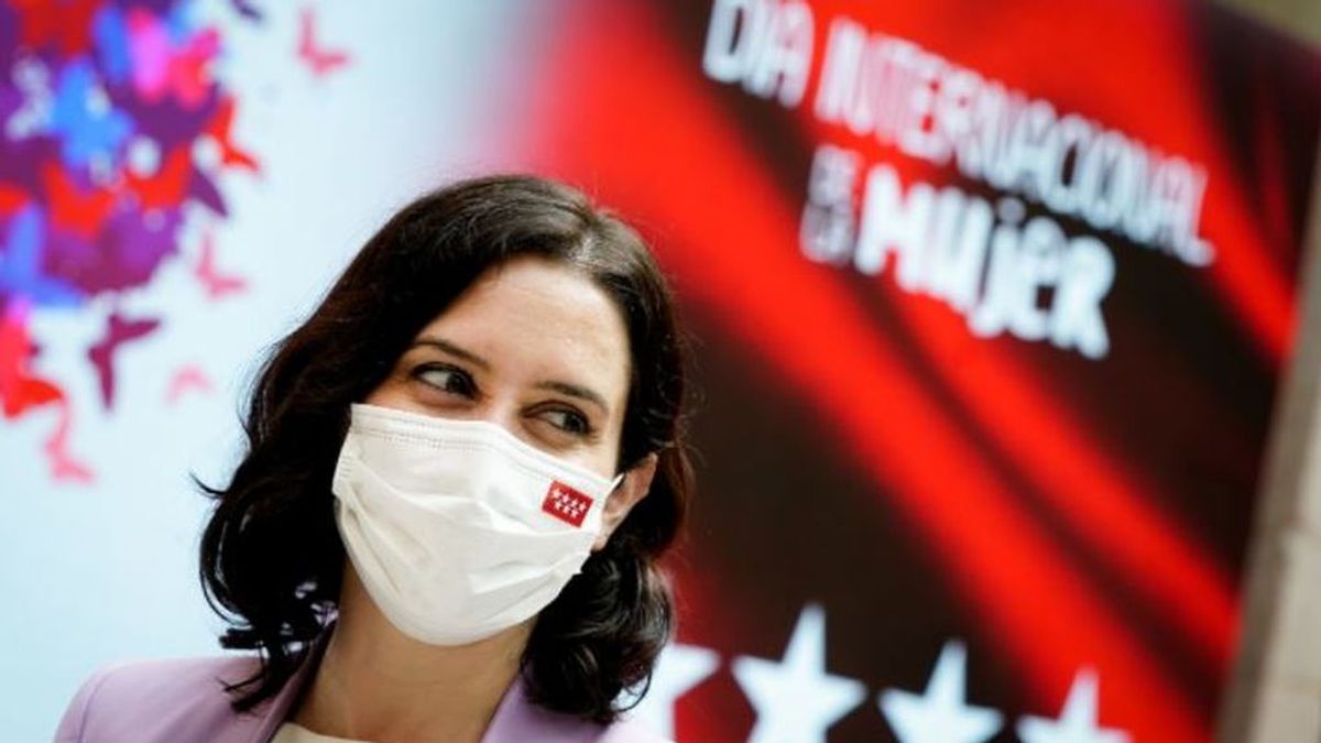 El 8M de Ayuso: denuncia que ha sufrido machismo y la han intentado vender como "incapaz", "insolvente" y "loca" El 8M de Ayuso: denuncia que ha sufrido machismo y la han intentado vender como "incapaz", "insolvente" y "loca"