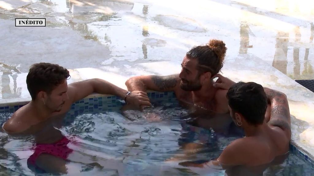 Raúl se viene abajo pensando en Claudia