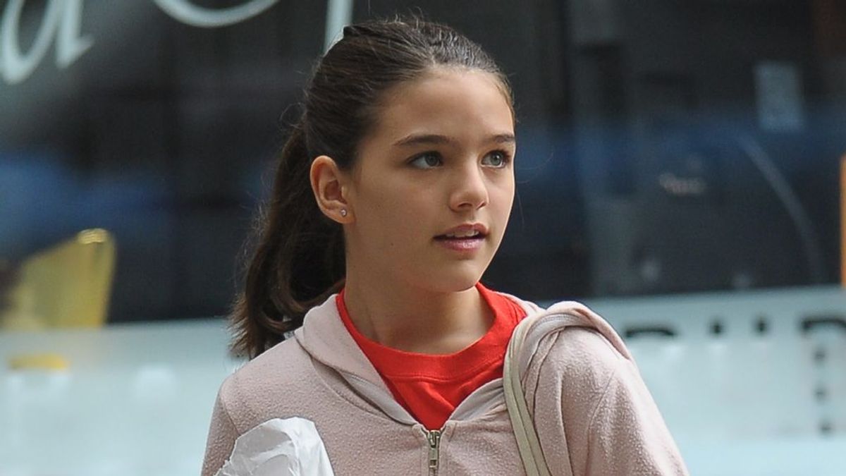 Ahora, Suri se ha convertido en toda una adolescente.