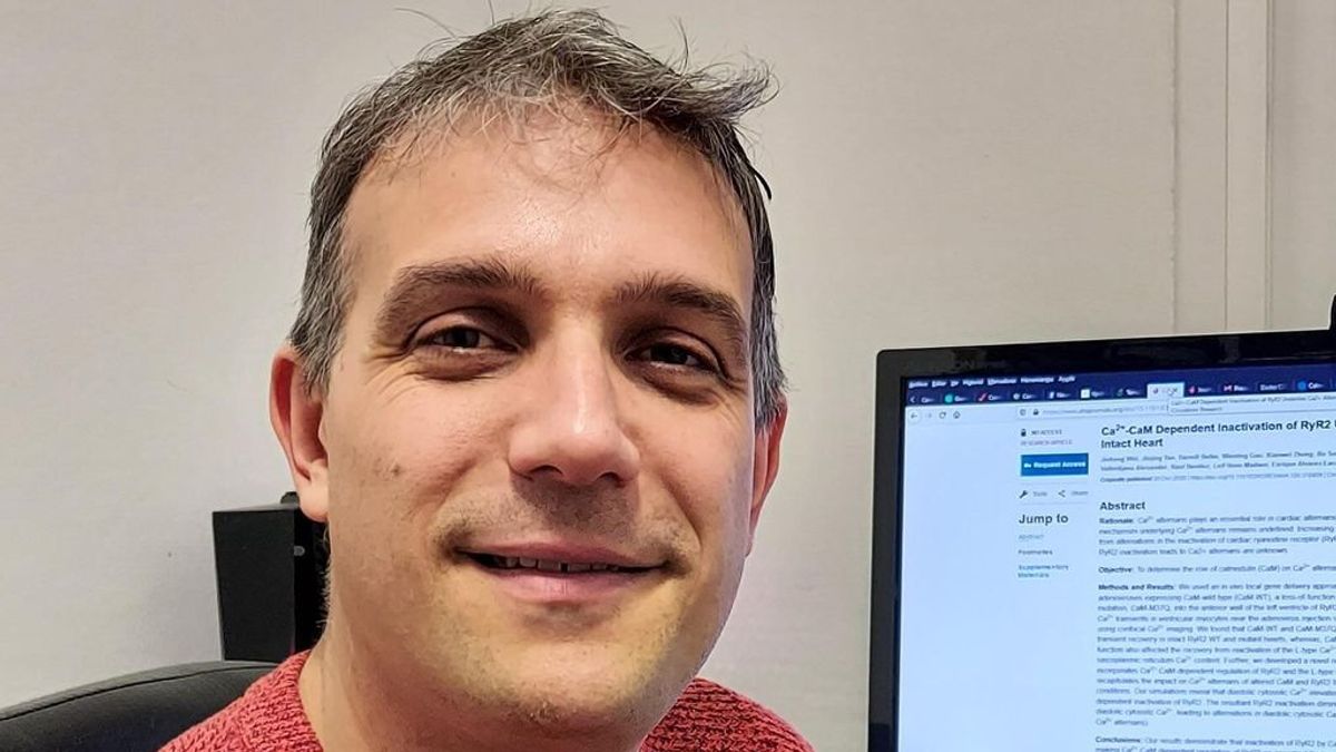 Enric Álvarez, investigador: "La mortalidad se reducirá a la mitad cuando los mayores de 80 años estén vacunados" Enric Álvarez, investigador: "La mortalidad se reducirá a la mitad cuando los mayores de 80 años estén vacunados"