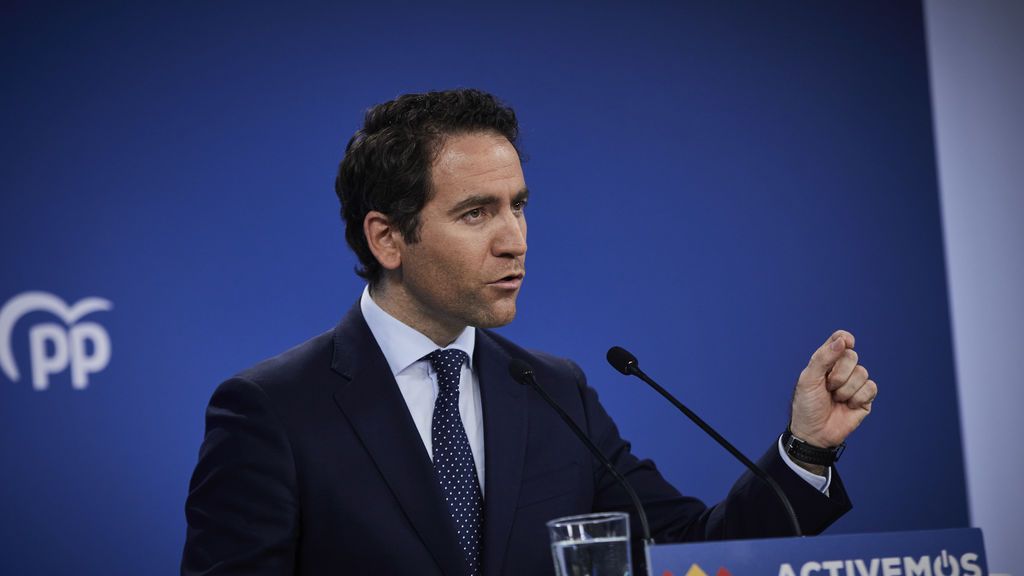 El PP cree que Arrimadas ha unido su destino a Sánchez e Iglesias en una "operación clandestina" El PP cree que Arrimadas ha unido su destino a Sánchez e Iglesias en una "operación clandestina"