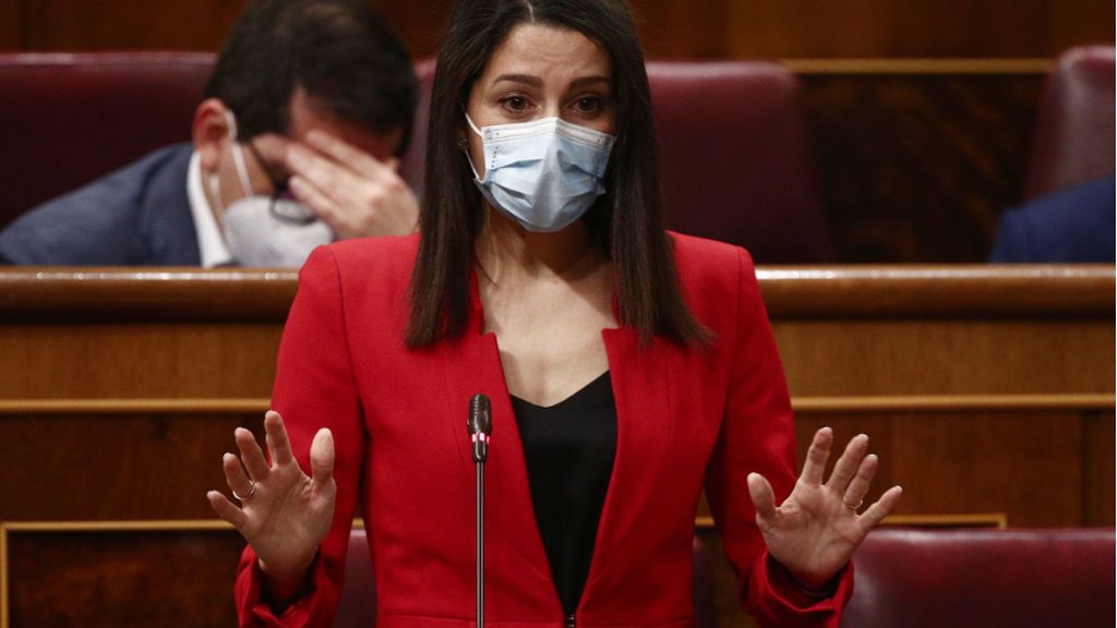 Todas las reacciones y silencios de la cúpula de Ciudadanos: desde Arrimadas a Aguado hasta Toni Cantó Todas las reacciones y silencios de la cúpula de Ciudadanos: desde Arrimadas a Aguado hasta Toni Cantó