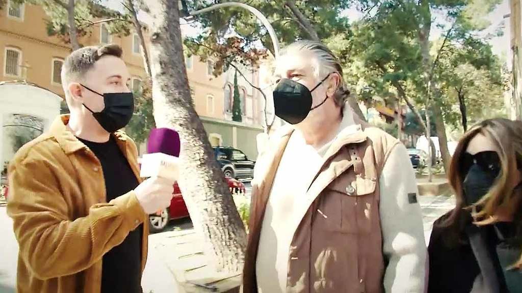 Francisco pierde la paciencia ante las preguntas sobre los mensajes racistas: "¡Por favor, que estamos en la calle!"