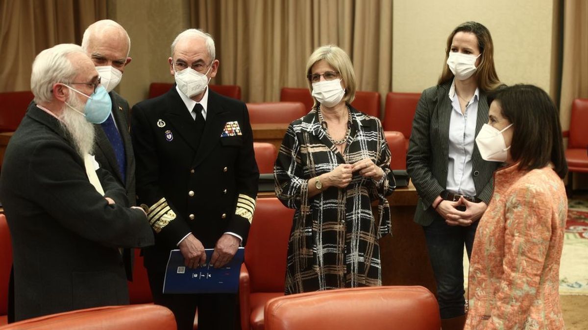 Robles desvela que el exJemad creó una orden para vacunarse a sus espaldas y sin cumplir criterios sanitarios Robles desvela que el exJemad creó una orden para vacunarse a sus espaldas y sin cumplir criterios sanitarios