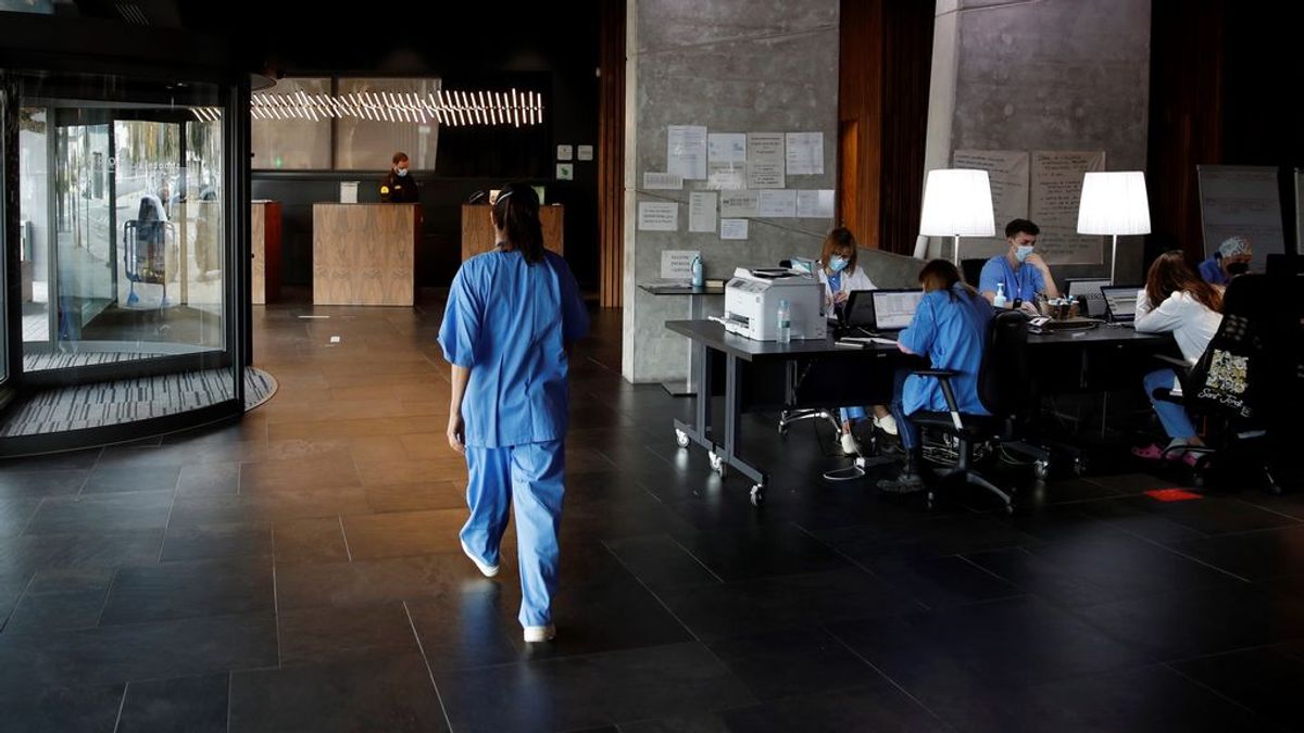 Los casos de coronavirus en España se mantienen a la baja Los casos de coronavirus en España se mantienen a la baja