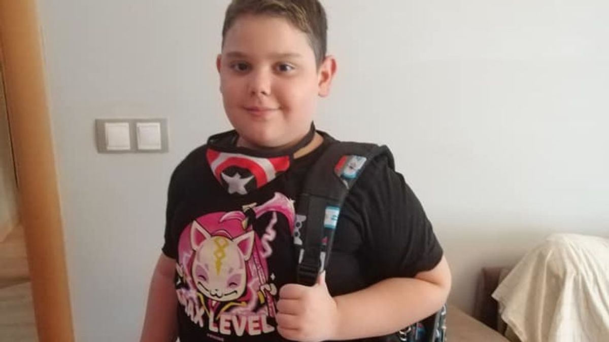 El insoportable dolor de Guille, un niño malagueño de 12 años: “No puede ponerse en pie y nos dicen que no es una urgencia” El insoportable dolor de Guille, un niño malagueño de 12 años: “No puede ponerse en pie y nos dicen que no es una urgencia”