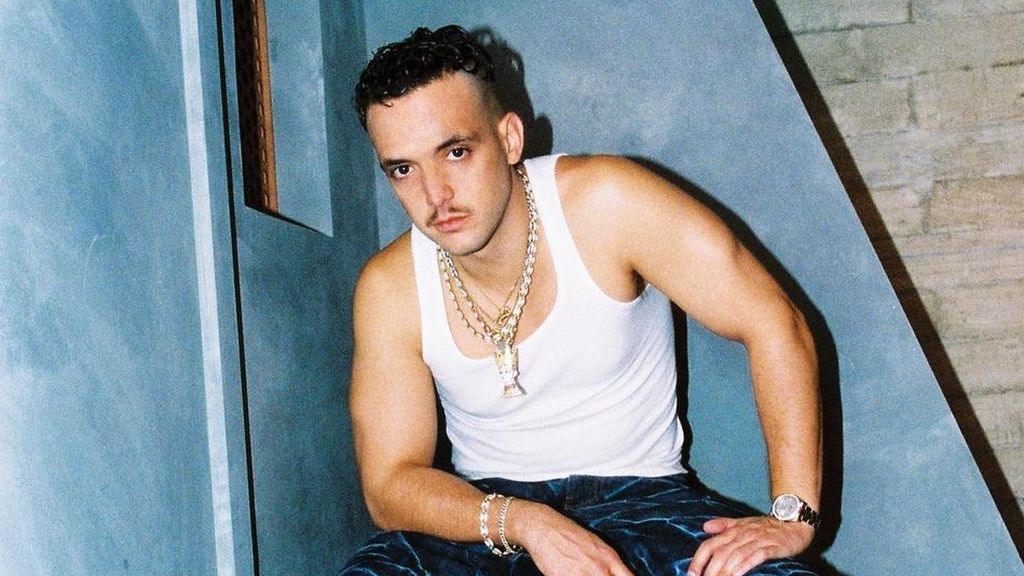 Twitter quiere que C. Tangana se presente a las elecciones de Madrid: "Es la única persona que puede ganar a Ayuso"