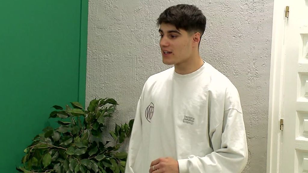 Julen acusa a las chicas de esconder comida