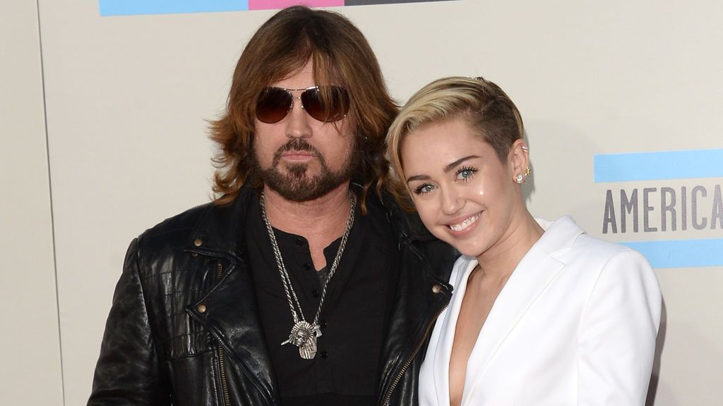 Billy Ray Cyrus es un conocido cantante de country.