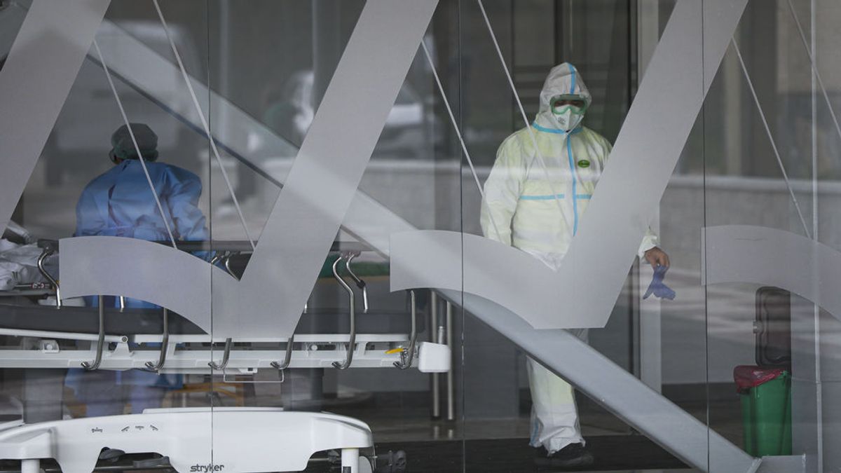 Andalucía suma más de 1.000 casos por segundo día seguido, 37 muertes y la tasa se mantiene en 121 Andalucía suma más de 1.000 casos por segundo día seguido, 37 muertes y la tasa se mantiene en 121