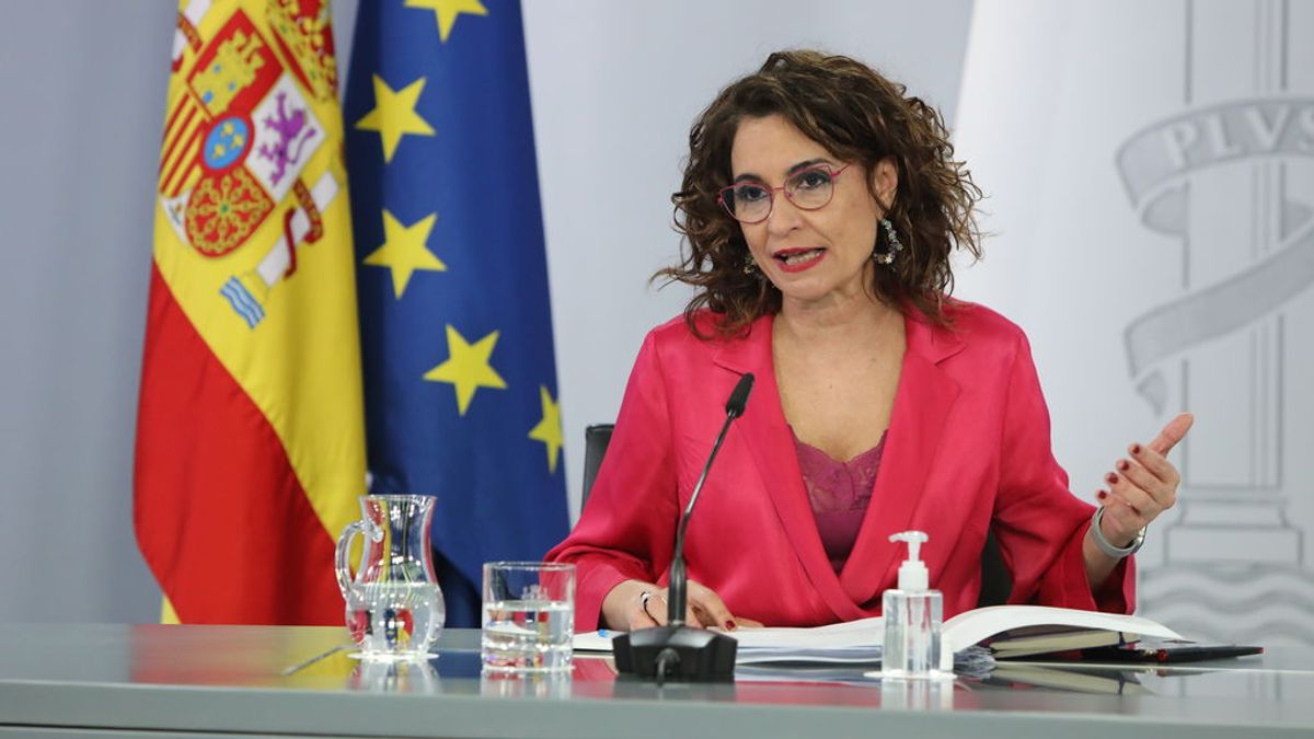 María Jesús Montero: “Es prematuro hablar de transfuguismo en Murcia” María Jesús Montero: “Es prematuro hablar de transfuguismo en Murcia”