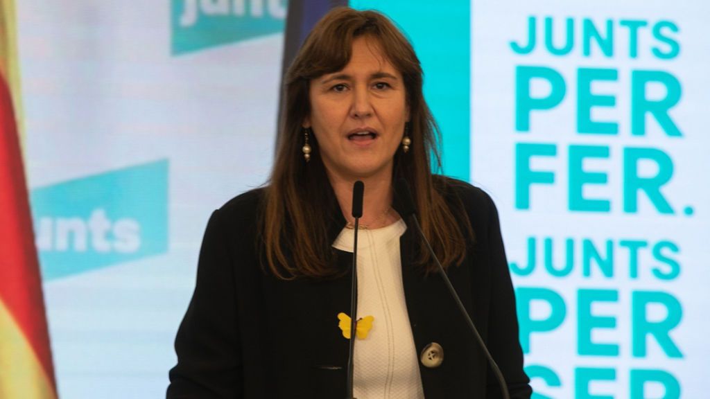 Laura Borrás, la nueva presidenta del Parlament, una 'indepe' dura investigada en el Supremo Laura Borrás, la nueva presidenta del Parlament, una 'indepe' dura investigada en el Supremo