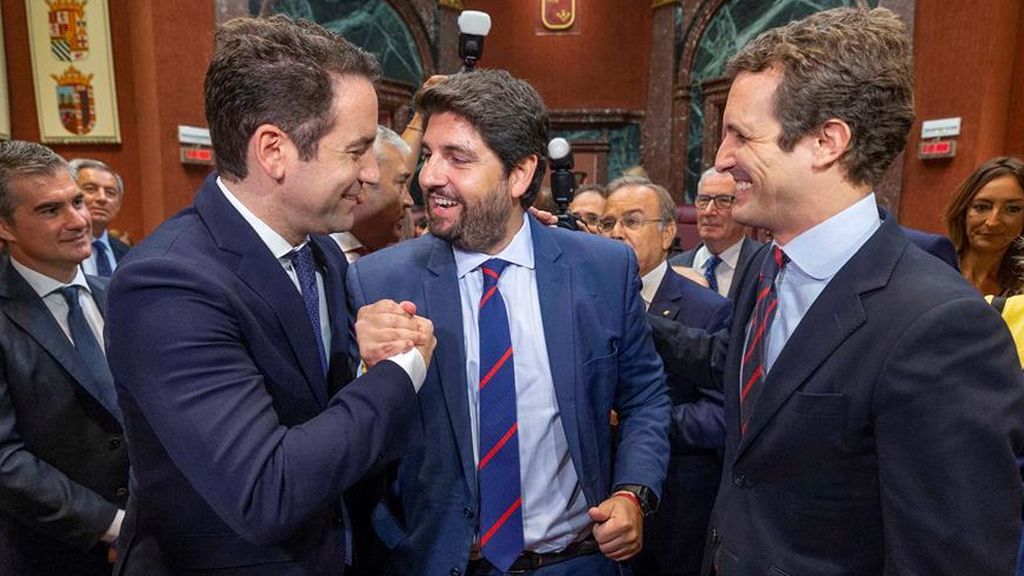 La moción de censura de Murcia revienta Ciudadanos y el resultado queda en manos de Vox La moción de censura de Murcia revienta Ciudadanos y el resultado queda en manos de Vox