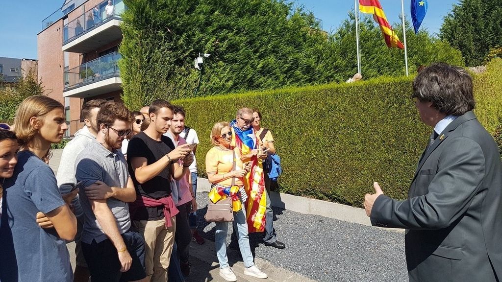 Pugidemont agradece el apoyo de seguidores en Waterloo
