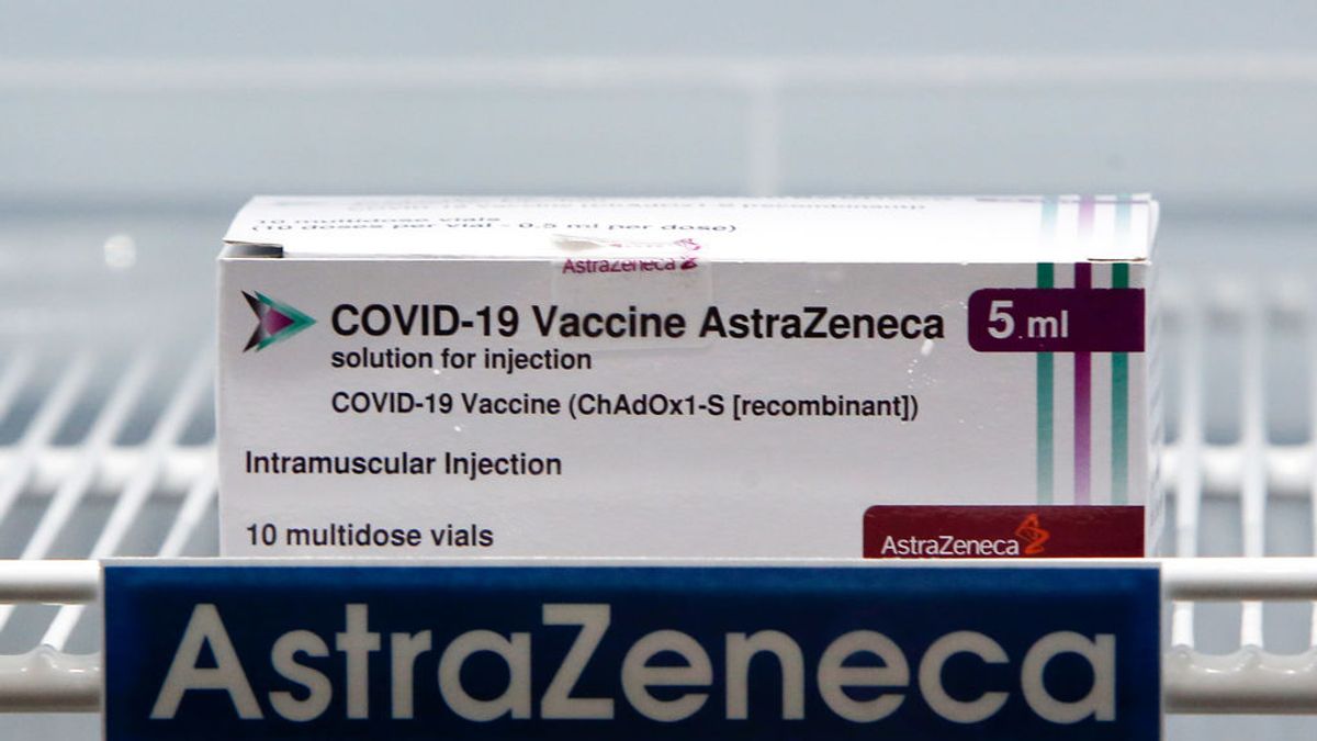 Castilla y León suspende cautelarmente la vacunación con un lote de AstraZeneca Castilla y León suspende cautelarmente la vacunación con un lote de AstraZeneca