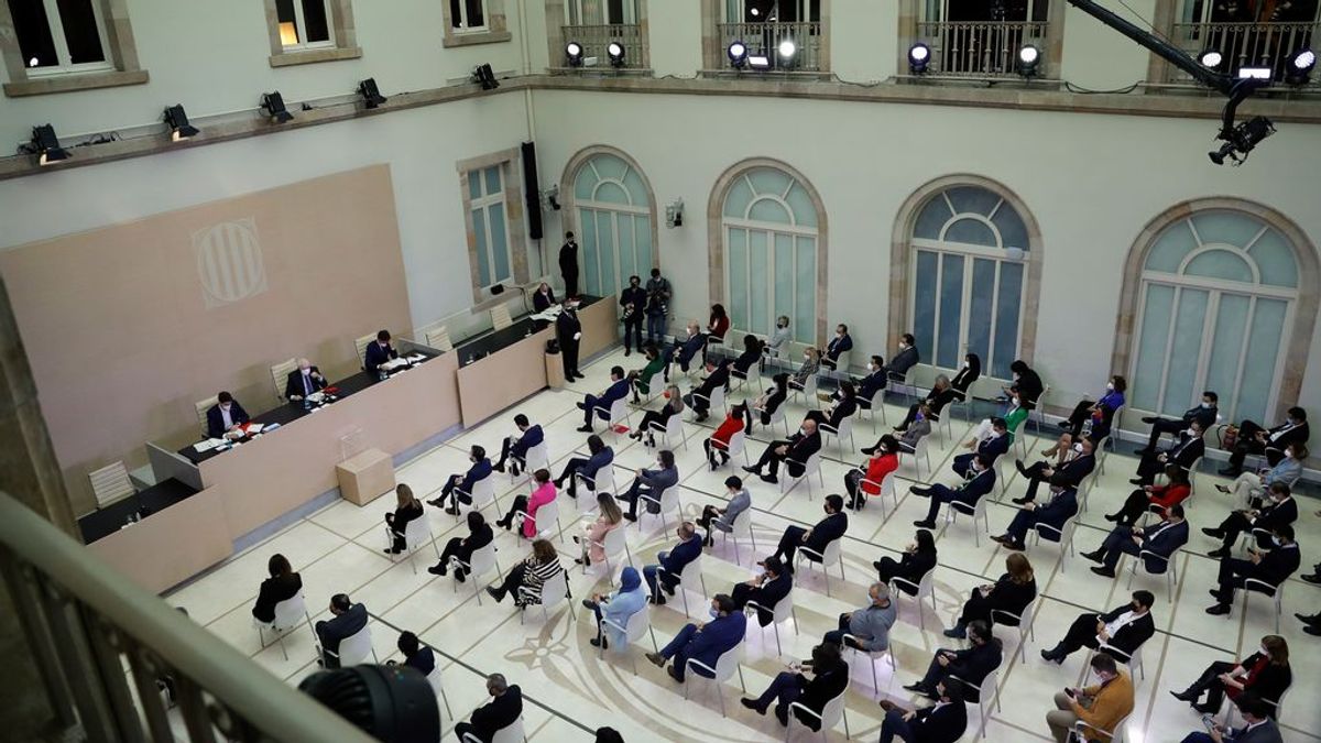 "Extrema derecha" vs. "presos políticos", Maragall y Carrizosa protagonizan el primer encontronazo del nuevo Parlament catalán "Extrema derecha" vs. "presos políticos", Maragall y Carrizosa protagonizan el primer encontronazo del nuevo Parlament catalán