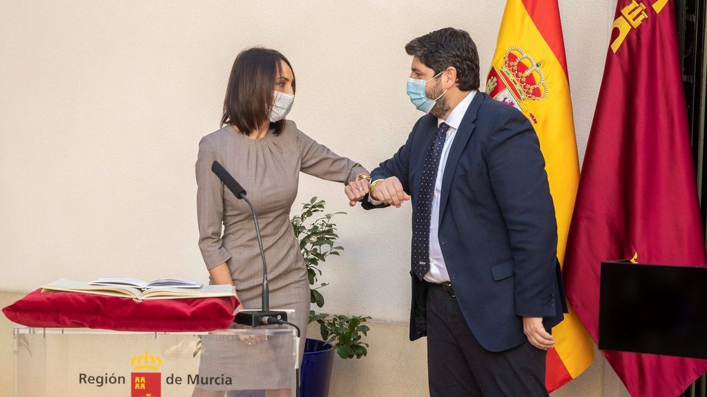 C's retirará de la presidencia de la comisión de investigación del 'vacunagate' a la "tránsfuga" Valle Miguélez C's retirará de la presidencia de la comisión de investigación del 'vacunagate' a la "tránsfuga" Valle Miguélez