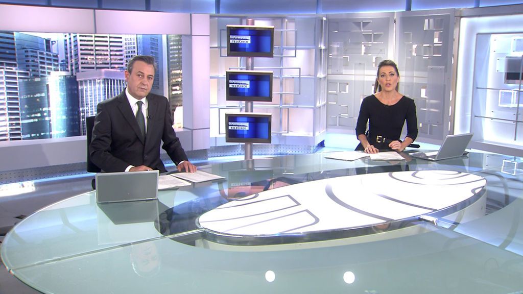 Con José Ribagorda y Ángeles Blanco Informativos Telecinco 2021 Mediodía 13/03/2021