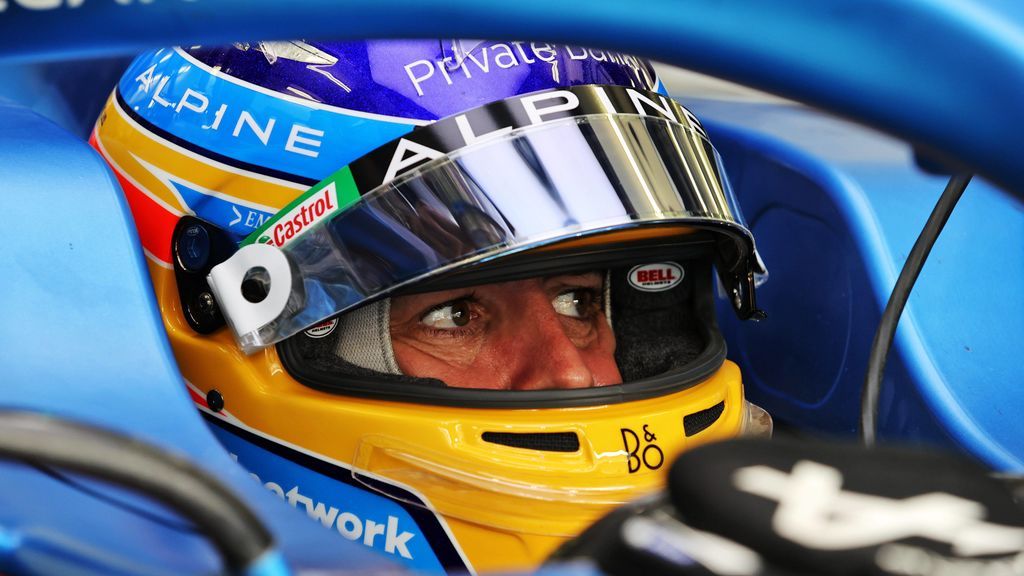 Fernando Alonso ya ilusiona en su estreno en Baréin con Alpine: segundo, por detrás de Ricciardo