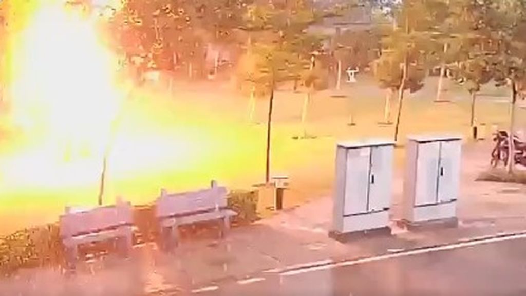 La historia tras el vídeo con el que el 112 nos alerta del peligro de guarecerse de una tormenta bajo un árbol