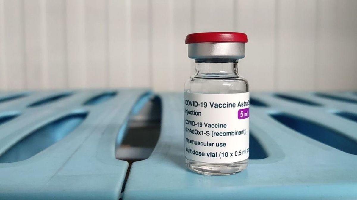 Valencia administró 7.700 dosis del lote paralizado de AstraZeneca pero no detecta ninguna reacción adversa Valencia administró 7.700 dosis del lote paralizado de AstraZeneca pero no detecta ninguna reacción adversa