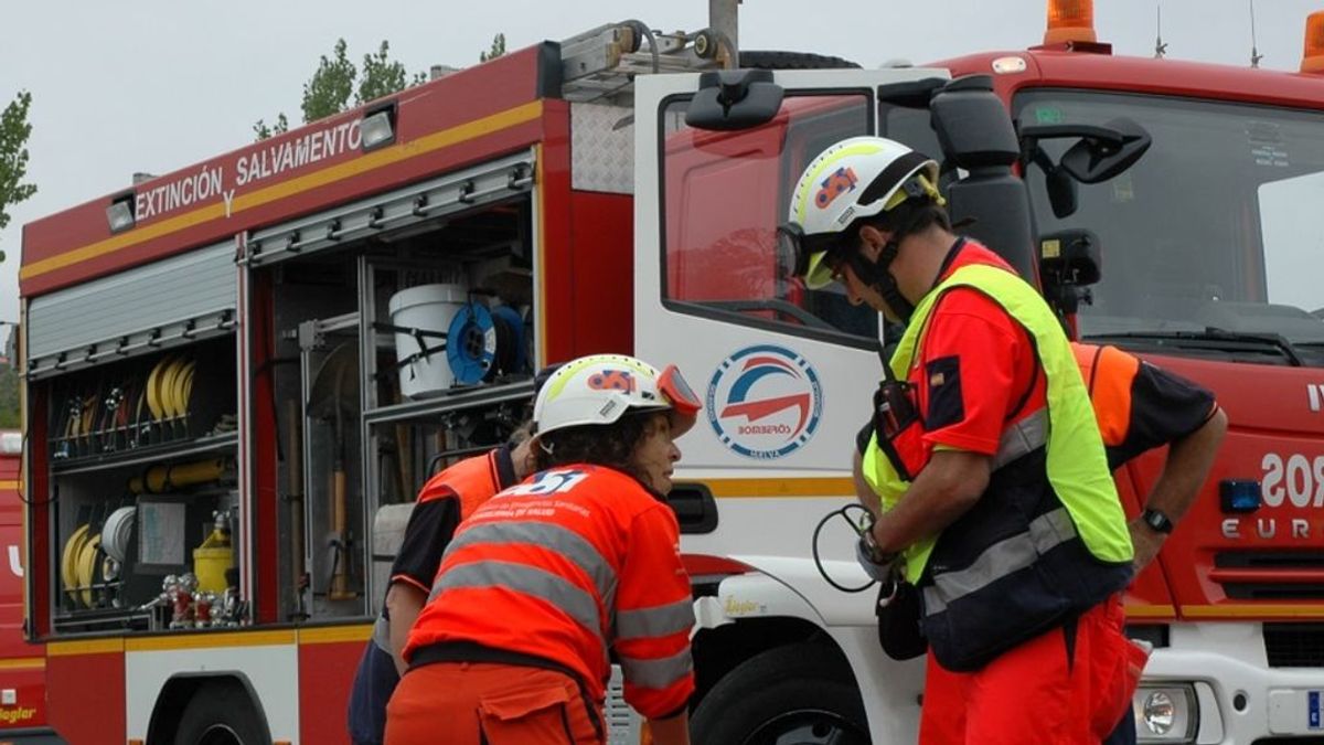 Muere un joven y sus padres resultan heridos en el incendio de su casa en Sevilla