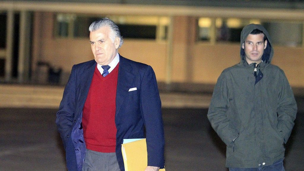 Juicio de la caja b del PP: "Los papeles de Soto", el listado de lecturas de Bárcenas en la cárcel Juicio de la caja b del PP: "Los papeles de Soto", el listado de lecturas de Bárcenas en la cárcel