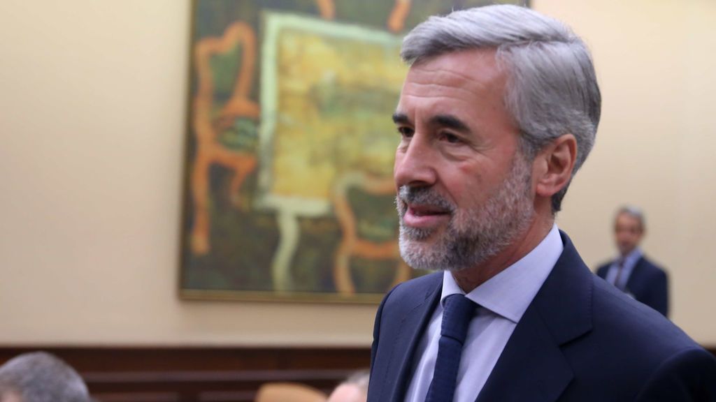 Acebes niega los sobresueldos y la caja b del PP