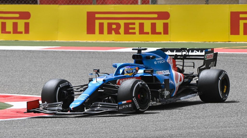 Fernando Alonso, con el Alpine en los entrenamientos de F1.