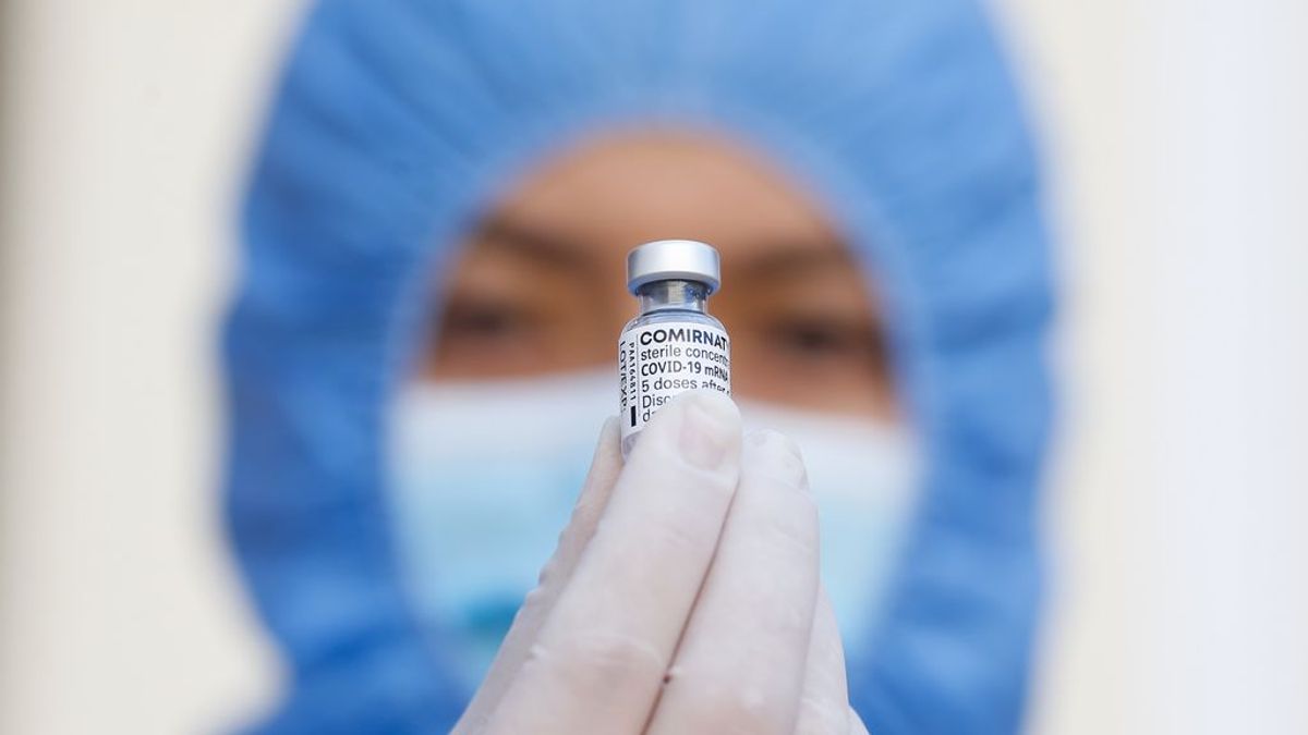 Europa pacta un adelanto de 10 millones de dosis de Pfizer ante posibles "huecos de suministro" Europa pacta un adelanto de 10 millones de dosis de Pfizer ante posibles "huecos de suministro"