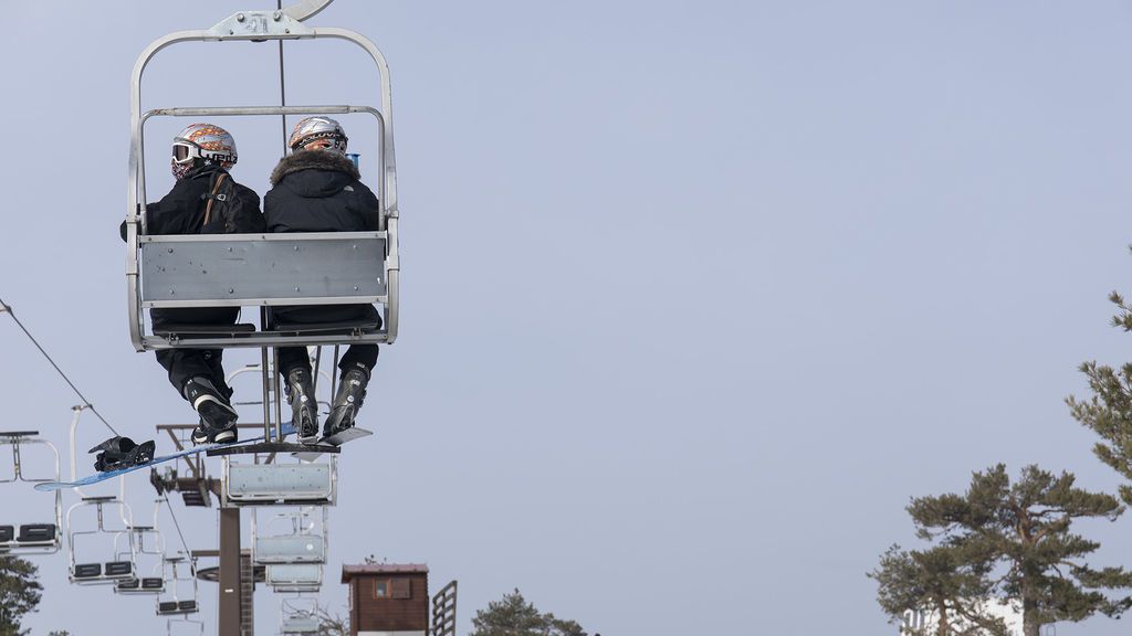 La estación de esquí de Navacerrada anuncia su cierre definitivo, tras la orden del Gobierno de desmantelar tres de sus pistas