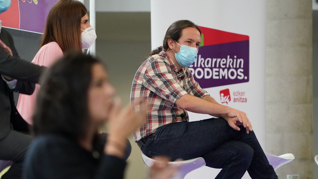 Iglesias responde a la negativa de Mas Madrid de candidatura única: "A salir con todo para frenar a los ultras" Iglesias responde a la negativa de Mas Madrid de candidatura única: "A salir con todo para frenar a los ultras"