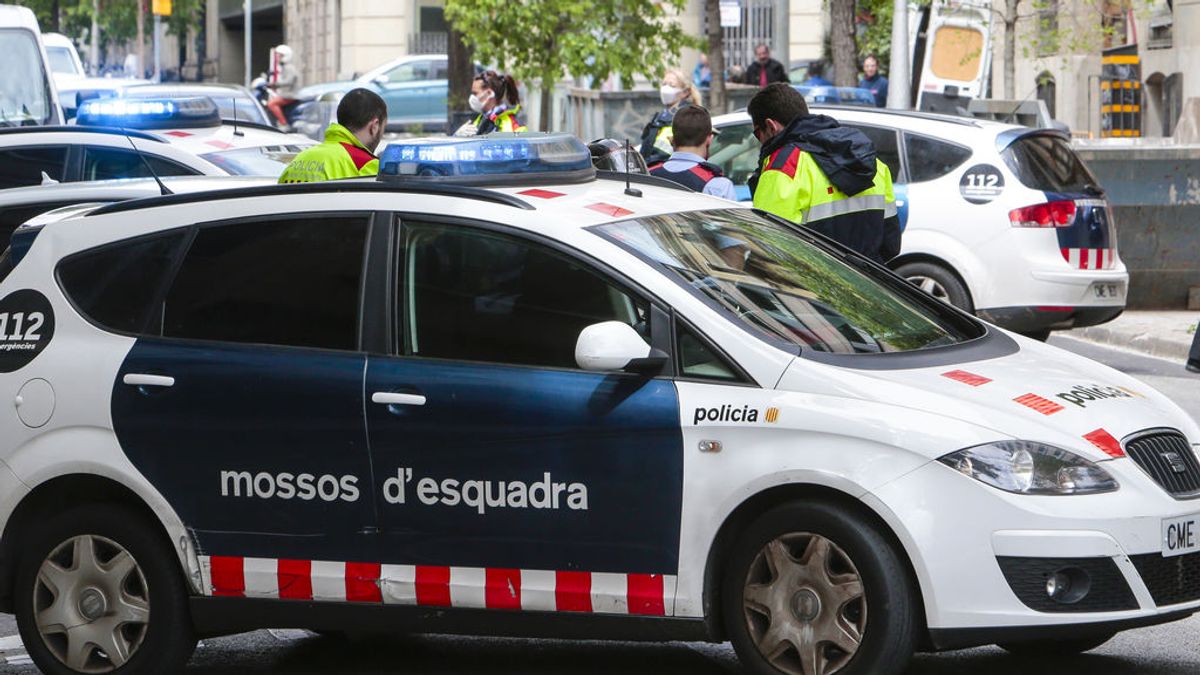 Un hombre mata de una puñalada a un amigo en plena calle después de una fiesta en Olesa, Barcelona