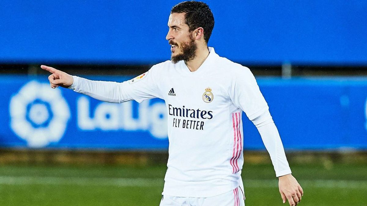 Hazard podría pasar por el quirófano de nuevo por el tobillo. Hazard podría pasar por el quirófano de nuevo por el tobillo.