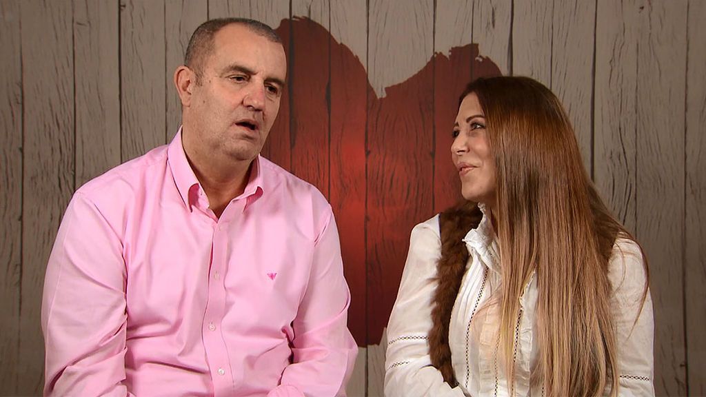 Almudena Herrero y Erramun en el programa 'First Dates'