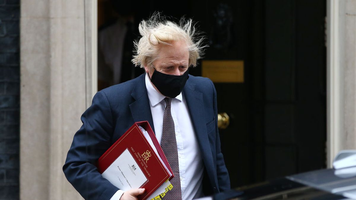 Boris Johnson anuncia que se pondrá la vacuna de Astrazeneca "muy pronto" Boris Johnson anuncia que se pondrá la vacuna de Astrazeneca "muy pronto"