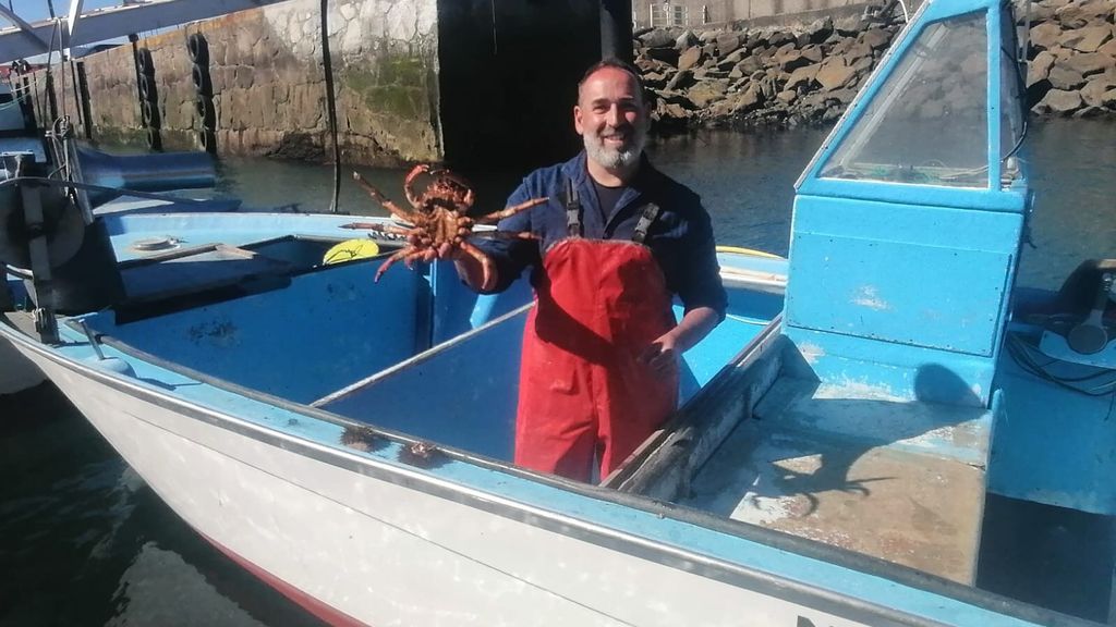 Rogelio, el marinero gallego que enseña a cuidar del mar